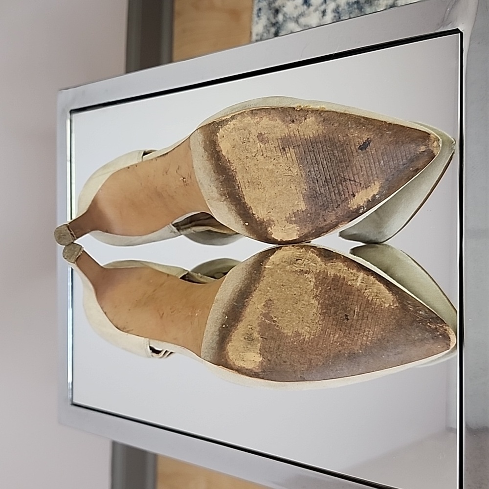 T Strap Heels - Picture 6 of 11